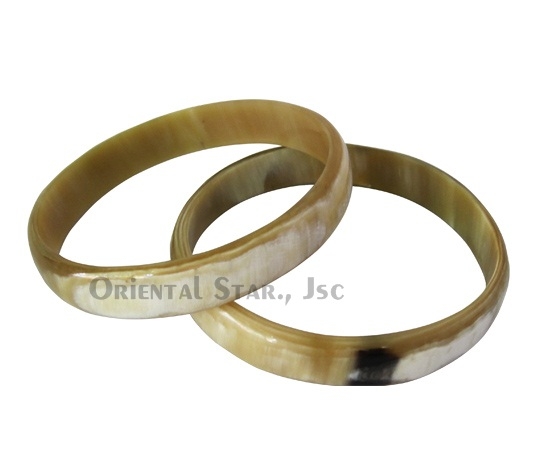 Natural horn bangle bracelet