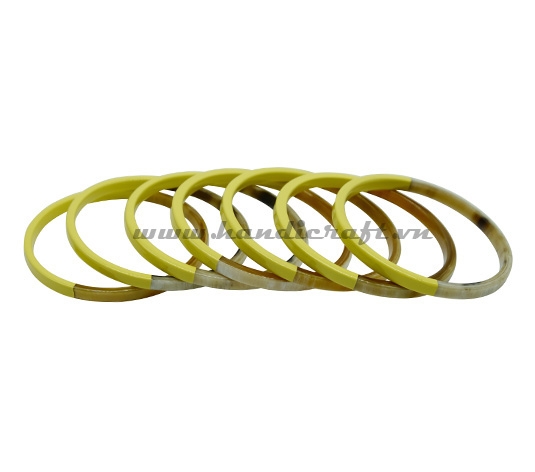 Horn & lacquer bangle bracelet set
