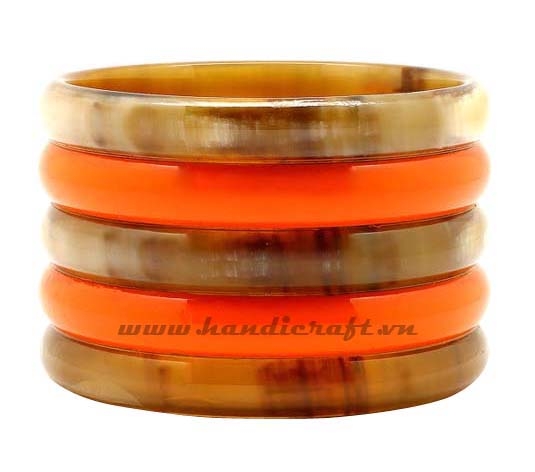 Horn & lacquer bangle bracelet set