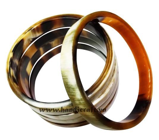 Horn bangle bracelet set