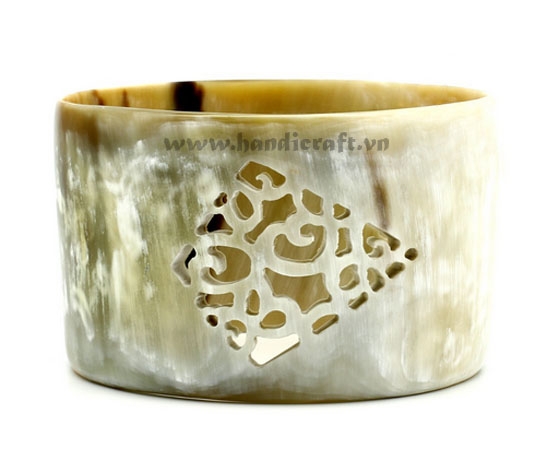 Natural carved horn bangle bracelet