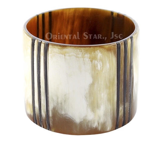 Buffalo horn & lacquer bangle bracelet