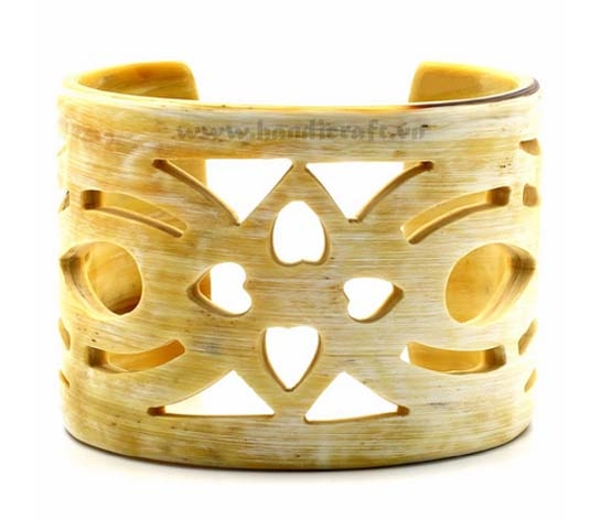 Natural carved horn cuff bracelet
