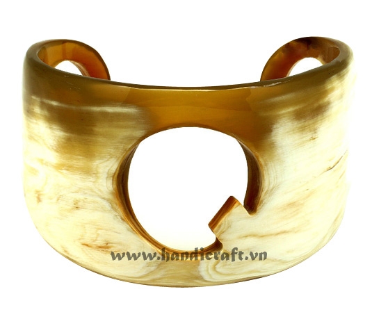 Horn cuff bracelet