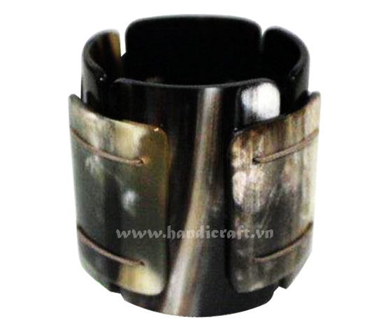 Horn layers bangle bracelet