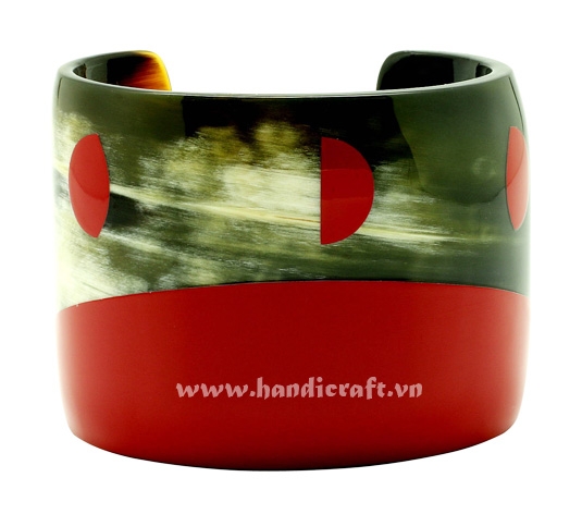 Dark horn & lacquer cuff bracelet