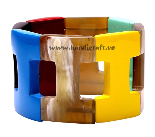 Horn & lacquer bangle bracelet