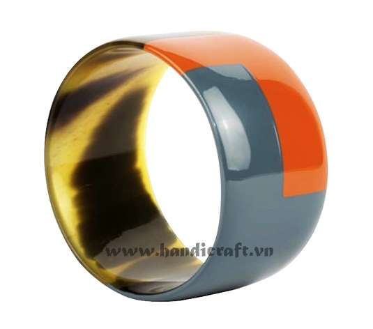 Horn & lacquer Bracelet