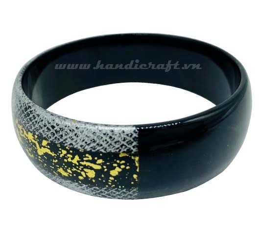 Horn & Lacquer Bracelet