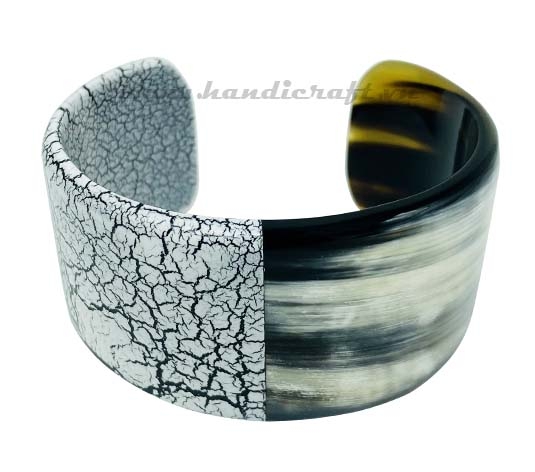 Horn & Lacquer Bracelet