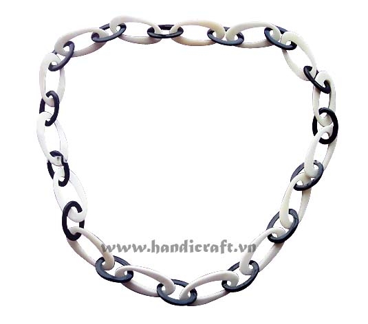 Oval black & white horn necklace