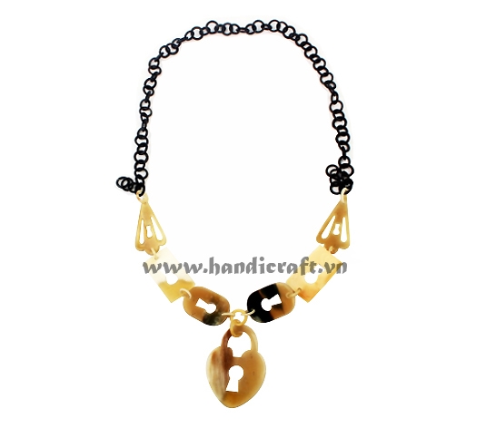 Natural horn with lock pendant necklace