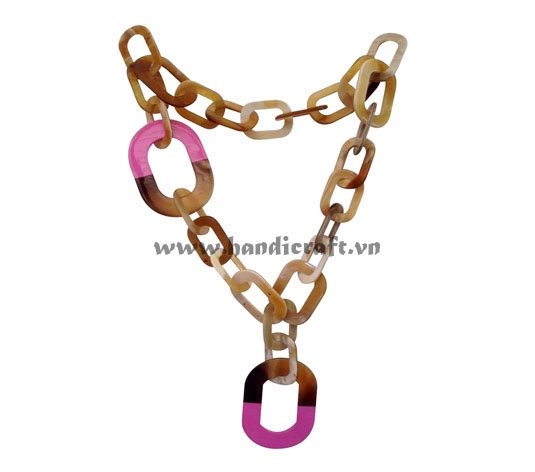 Oval horn links with pink lacquer