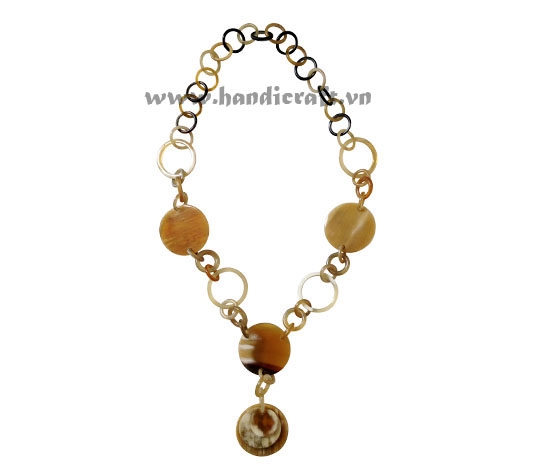 Honey horn necklace