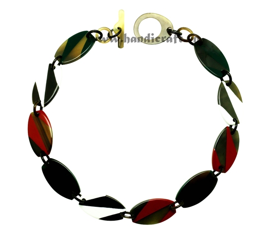 Horn & lacquer necklace