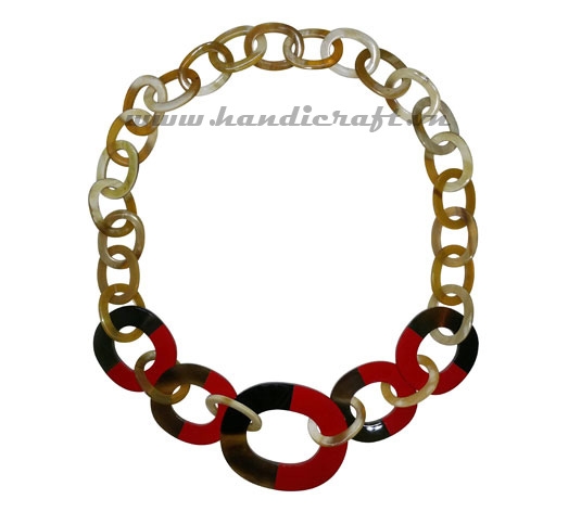 Horn & lacquer necklace