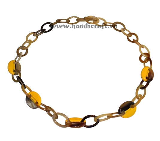 Horn & lacquer necklace
