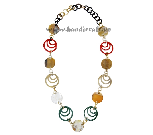 Horn & lacquer necklace