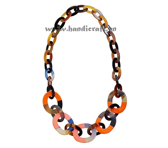 Horn & lacquer necklace