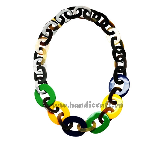 Horn & lacquer necklace