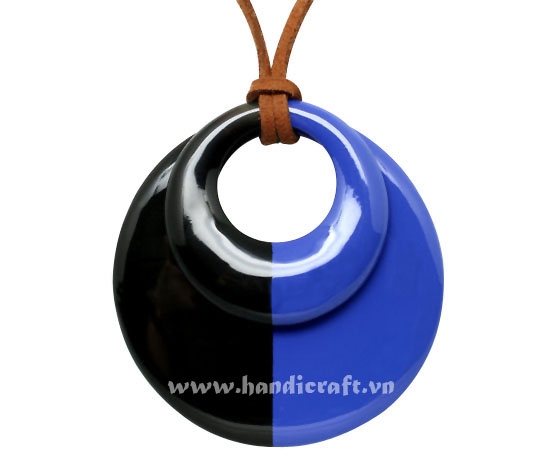 Horn & lacquer pendant