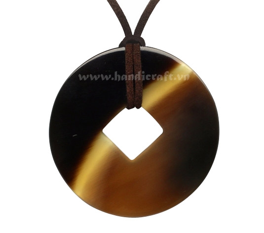 Horn pendant