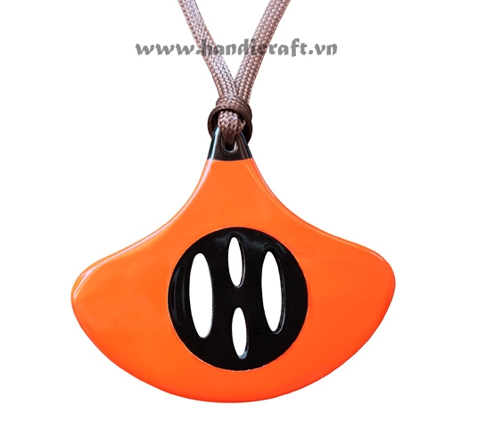 Horn & lacquer pendant