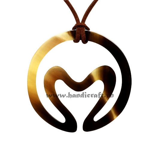 Horn pendant