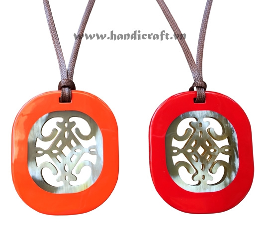 Horn & lacquer pendant