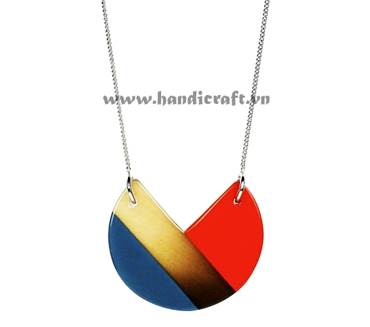 Horn & lacquer pendant