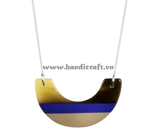 Horn & lacquer pendant