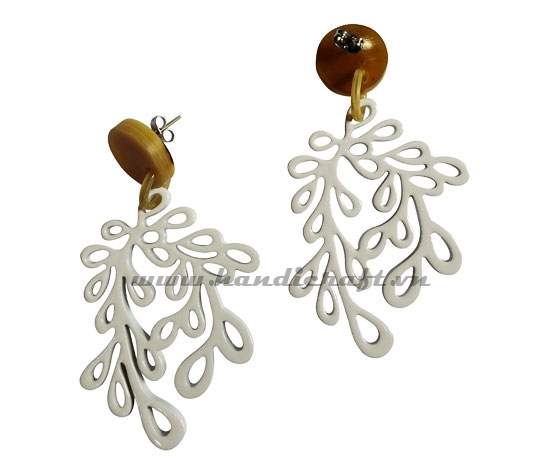 Horn & lacquer earrings