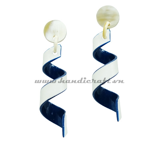 Horn & Lacquer earrings