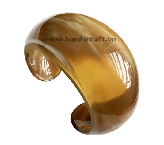 Natural horn cuff bracelet with precious stone