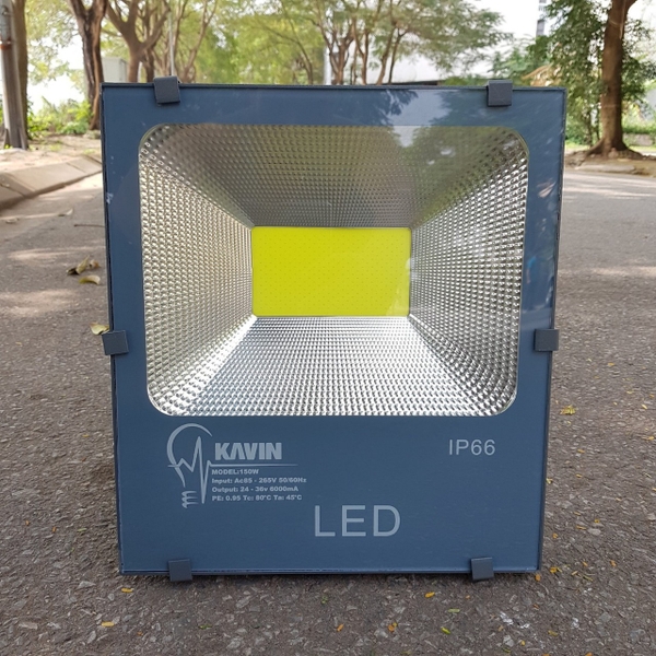 den-pha-led-150w-kavin-cob