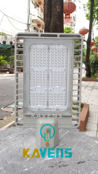 den-duong-led-150w-brp392-kavens-ked105