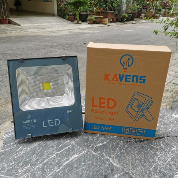 den-pha-led-kavens-50w-kep03
