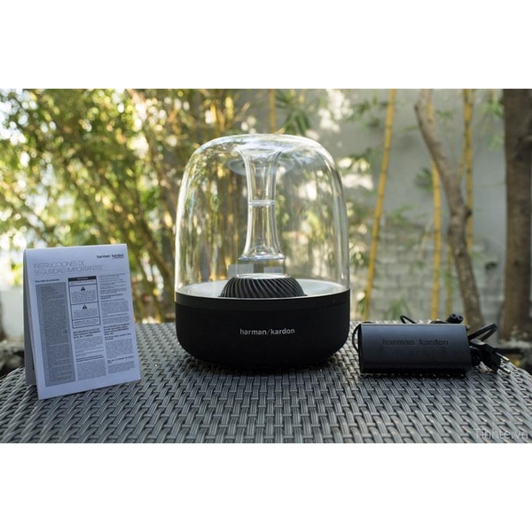 Loa Bluetooth Harman Kardon Aura Studio