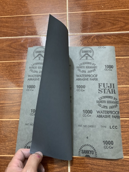 Giấy nhám Fuji Star Sankyo Nhật Bản, nhám mịn P1000, màu xám, kích thước A4