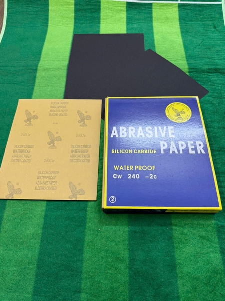 Giấy nhám chịu nước P240, hãng Đại Bàng, kích thước 230mmx280mm