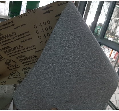 Một số loại hạt mài có bản của nhám vòng, nhám đai