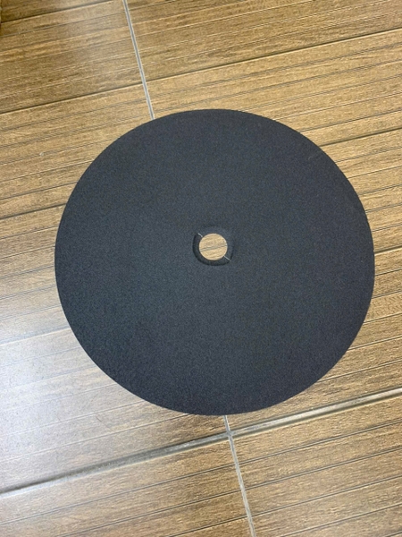 Giấy nhám tròn D300mm (12''), có keo dính, có lỗ giữa, hãng Fujistar Sankyo