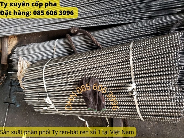 ty ren xuyên cốp pha