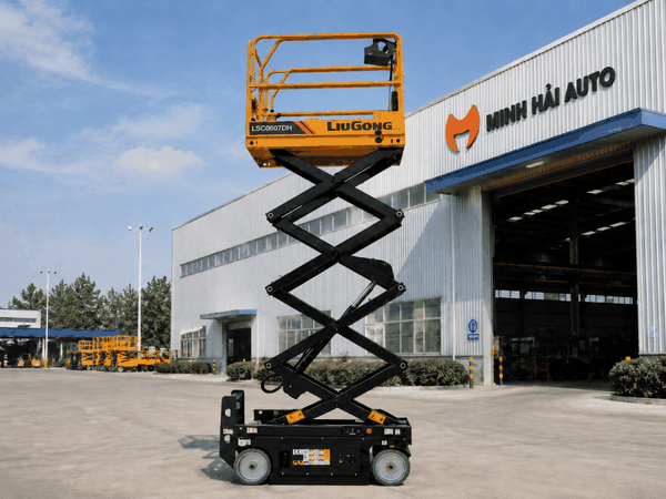 xe-nang-nguoi-mini-liugong-lsc0607dh-8m-indoor