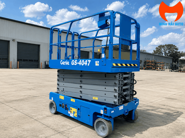 xe-nang-nguoi-cat-keo-14m-genie-gs-4047