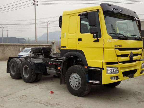 xe-dau-keo-howo-3-chan-380hp-euro-5-dong-co-d10-38-50