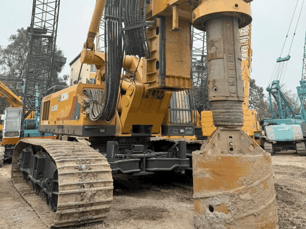 may-khoan-coc-nhoi-xr460d-gia-2026