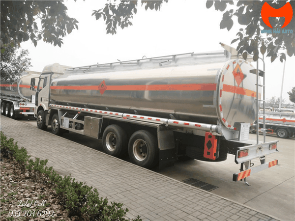 Hình ảnh tổng quan xe bồn chở xăng dầu 27 khối FAW CSC5320GYYLC chuyên dụng.