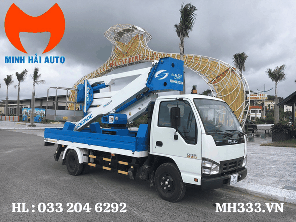 xe-thang-nang-nguoi-20m-isuzu-lam-viec-tren-cao