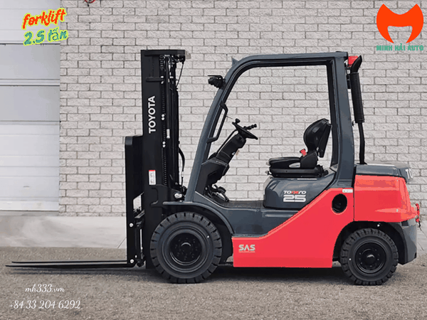 xe-nang-hang-forklift-toyota-2-5-tan-ben-bi-hieu-suat-cao